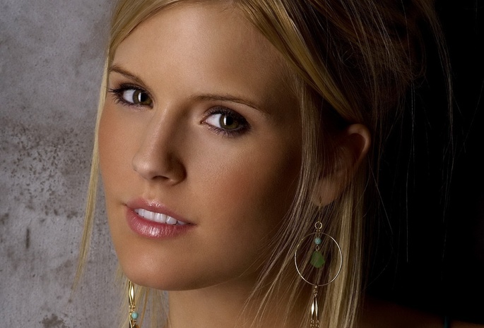 Maggie grace, взгляд, мэгги грэйс, блондинка