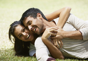 радость, Смех, лето, объятья, мужчина и женщина, счастье