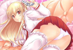 Девушка, светлые волосы, длинные волосы, красные глаза