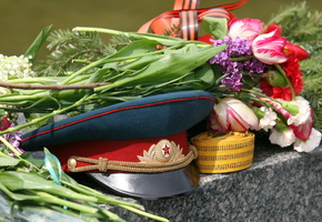 день победы, 9мая, цветы, фуражка