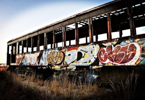 Вагон, трамвай, граффити, заброшенный