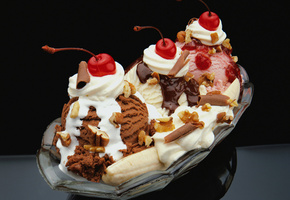 шоколадное, Десерт, клубничное, мороженое, ванильное