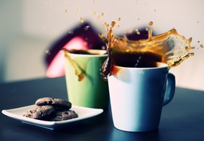 чашки, Стол, чай, обои, фон, брызги, картинки, всплеск