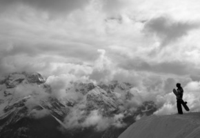 Snowboarding, bw, mountains