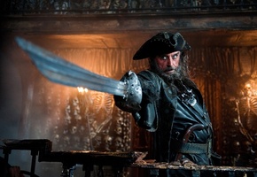 пират, черная борода, Пираты карибского моря 4, пистоль