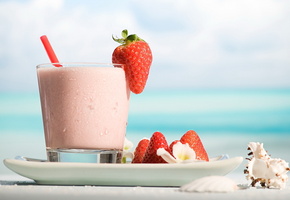 Коктейль, тарелка, стакан, клубника, ракушка, напиток