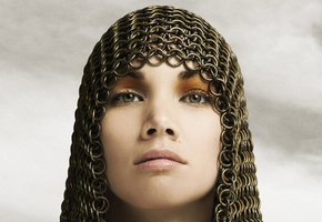 кольчуга, Лицо, родинка