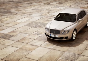 Bentley, белый, площадь