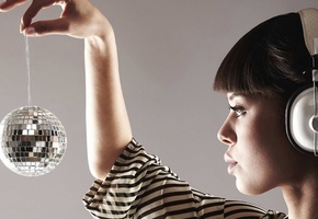 наушники, Зеркальный шар