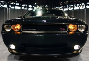 гараж, Dodge challenger rt, черный, блеск