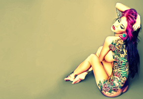 татуировки, Голая, крашеная, пирсинг, девушка