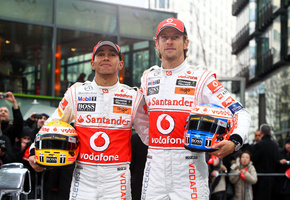 Мужчины, льюис хэмилтон, button, дженсон баттон