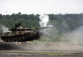 танк, полёт, Оружие