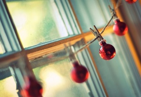 шарики, свет, солнце, новый год, веревка, Праздник, окно