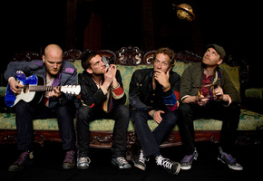 диван, coldplay, Группа, крис мартин, гитара