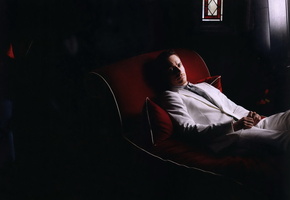 кушетка, актер, michael fassbender, красная, Майкл фассбендер