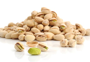 много, белый фон, фисташки, Орехи, вкусно