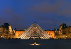 Лувр, париж, пирамида