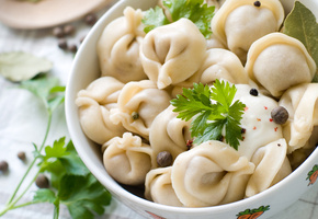 мясо, тесто, пельмени, еда, Тарелка, зелень, сметана