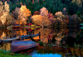 Лодка, пейзаж, природа, осень, деревья, дома, лес, озеро