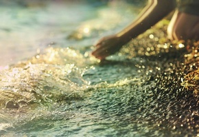 руки, настроение, Море, брызги, берег, колени, девушка, 