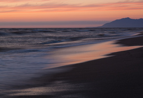 вода, Море, берег, закат, гора, волны, пляж, песок, вечер