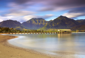 пальмы, Небо, горы, пирс, море, пляж