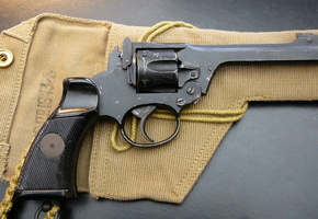 револьвер, макро, Оружие