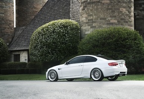 Bmw, m3, дом, бмв, белый, e92, деревья, white, bbs, башни, wheels