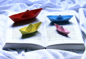 Книга, фон, кораблики