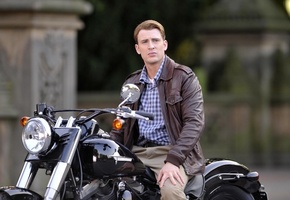 взгляд, chris evans, мотоцикл, актёр, Крис эванс, мужчина