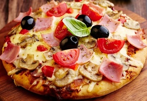 Грибы, оливки, ветчина, помидоры, пицца, сыр, шампиньоны