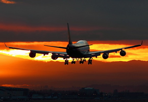 ночь, аэродром, Самолёт