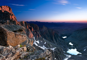 Горы, долина, камни, небо